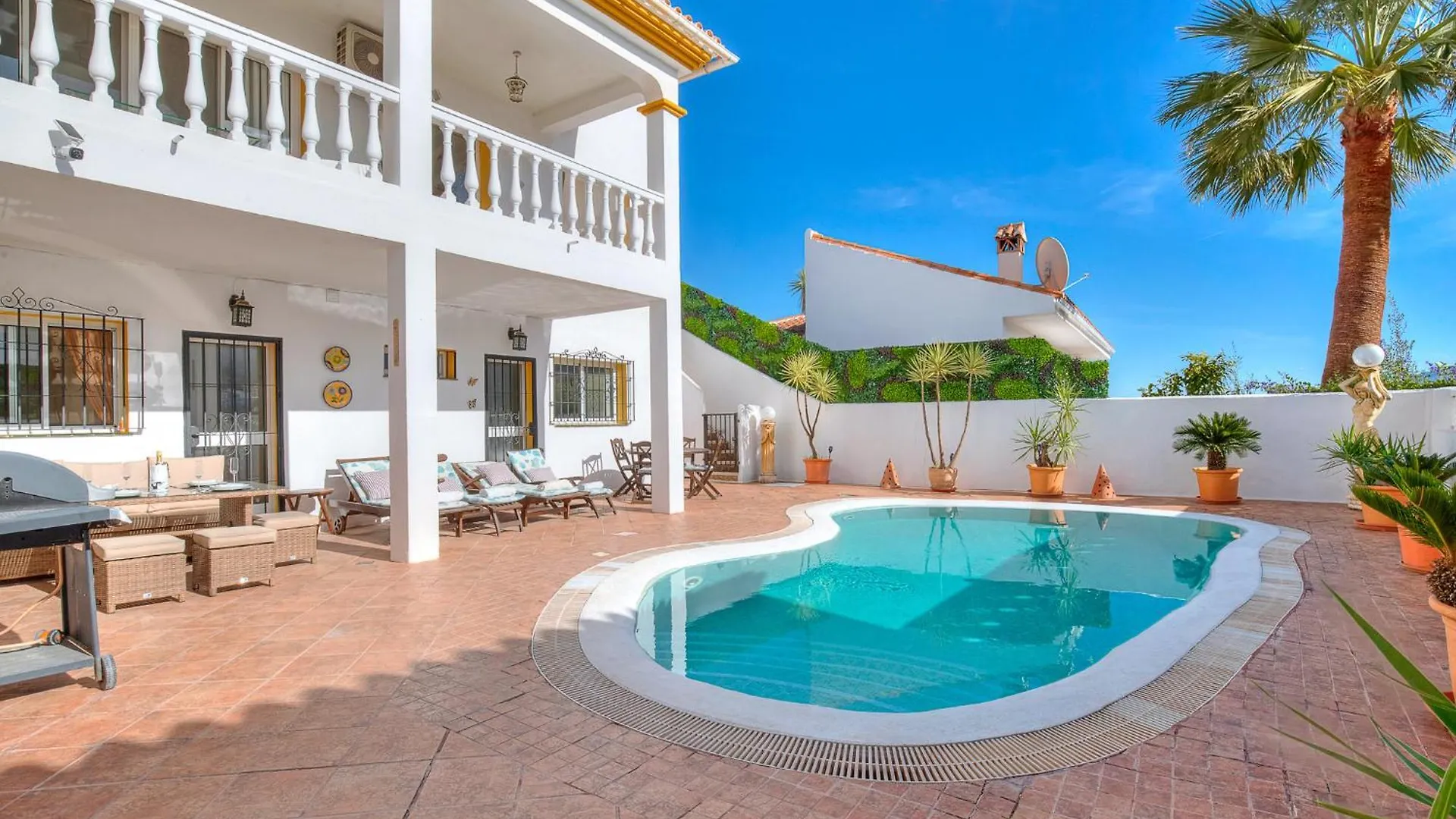 Monda Palms Ground Floor Apartment In Monda